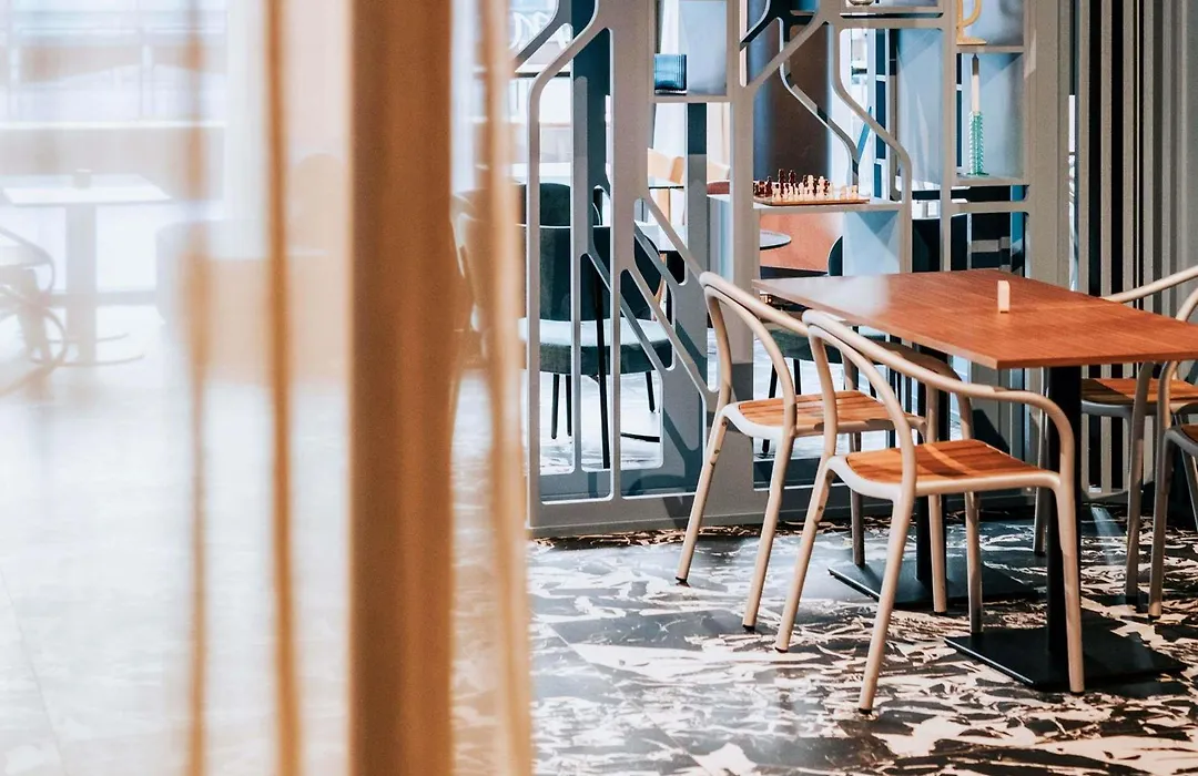 Mercure Brest Centre Port-1